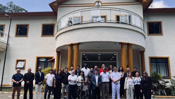 Sanatório Naval de Nova Friburgo firma parceria com ACIANF para abertura de estruturas de hospedagem à sociedade civil